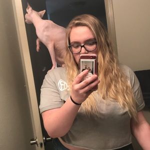 Meet your Posher, Hannah